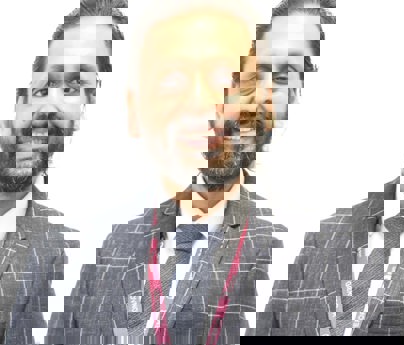 Head shot of Ram Gupta