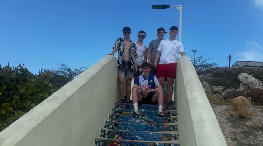 647404869 1342355294584903 2046935564763968397 N