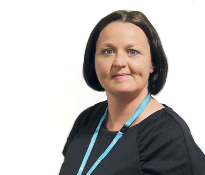Head shot of Jo Calcutt