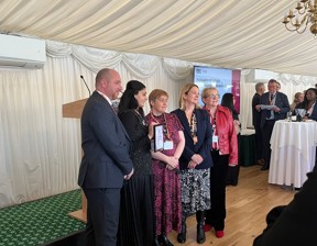 693F6217 FF86 4678 8CAE 12485BD1370A